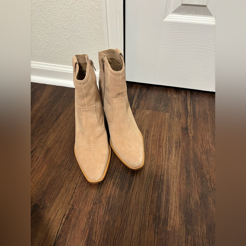 Western Booties - Picture 2 of 6